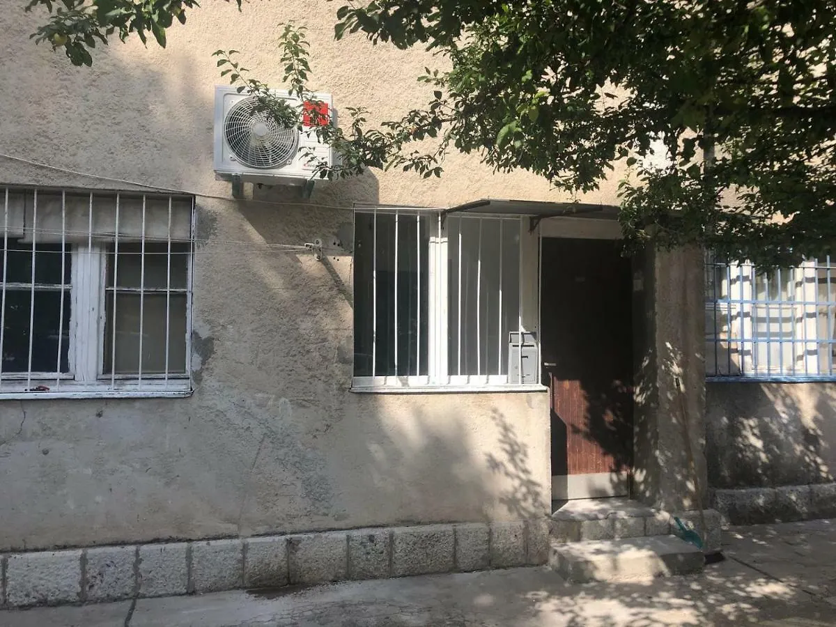 Karla Apartment Split